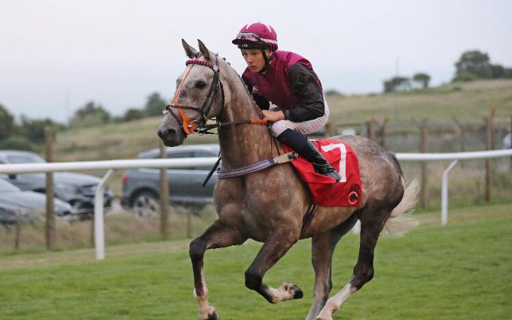 RESCHEDULED EMIRATES BREEDERS HANDICAP HEADS TO BATH