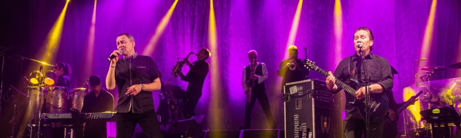 UB40 performing at Bath Racecourse