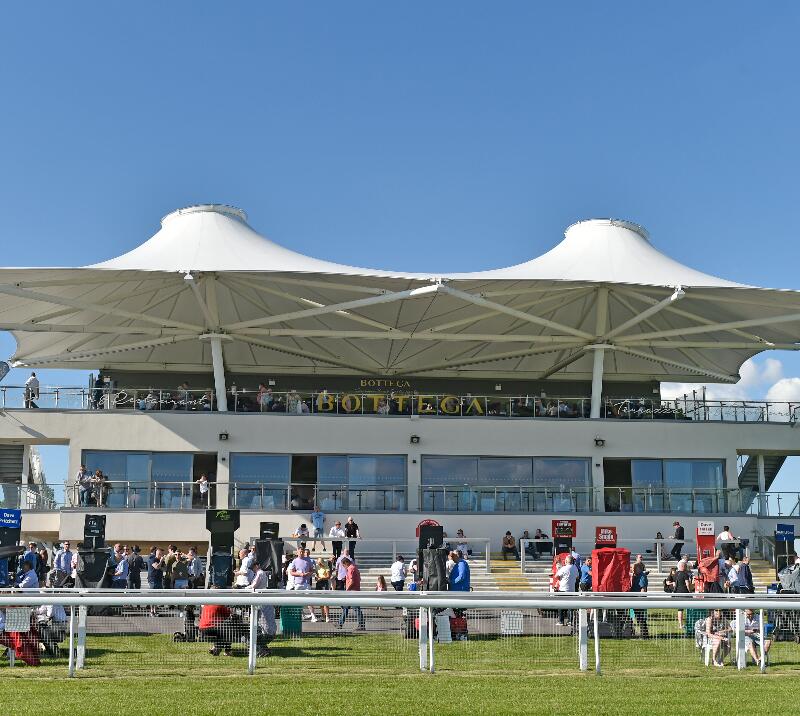 The Rooftop Garden Bath Racecourse